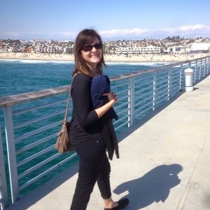 Meet your Posher, Lara